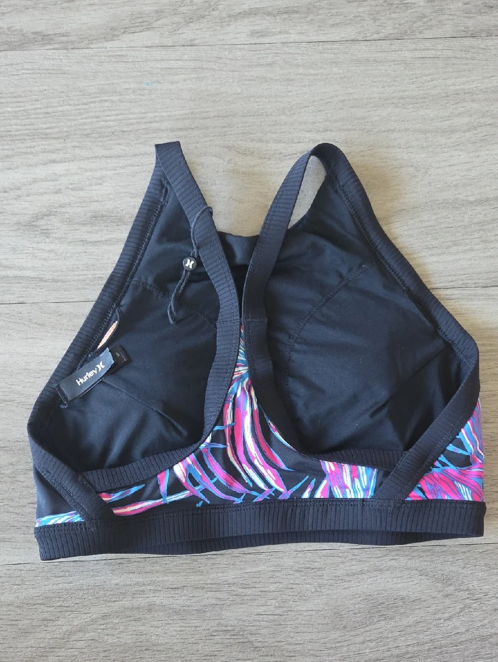 Hurley Quick Dry Koko High Neck Surf Top. Size S. - Picture 3 of 6
